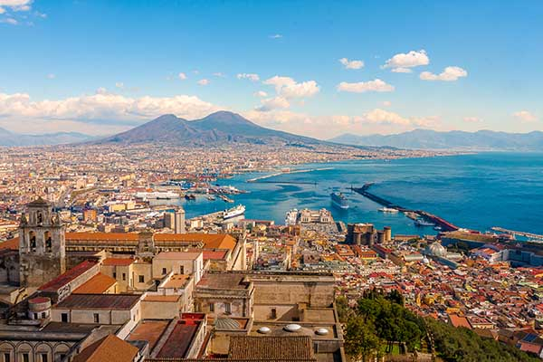 CITY BREAK NAPOLI - 4 NOPTI CU ZBOR DIN TIMISOARA  - locuri limitate!