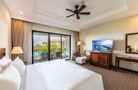  SUPER DEAL VIETNAM PLECARE IN 13.12.2025 HOTEL VINPEARL RESORT&amp; SPA * PRET 1325 EURO MIC DEJUN