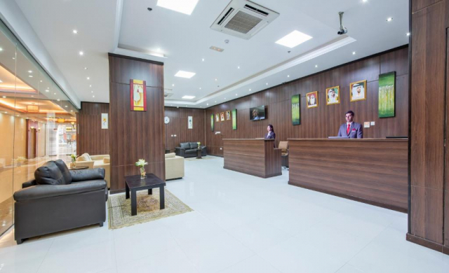 ULTIMELE LOCURI LA DUBAI ROYAL TULIP 3*** MIC DEJUN ZBOR DIN OTOPENI CU TAXE INCLUSE