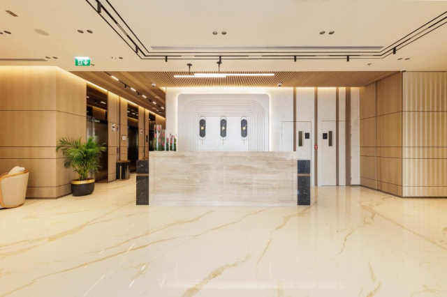 ULTIMELE LOCURI LA DUBAI AVALON  3*** MIC DEJUN ZBOR DIN OTOPENI CU TAXE INCLUSE