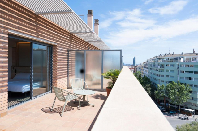 Oferta Revelion BARCELONA  (IR)