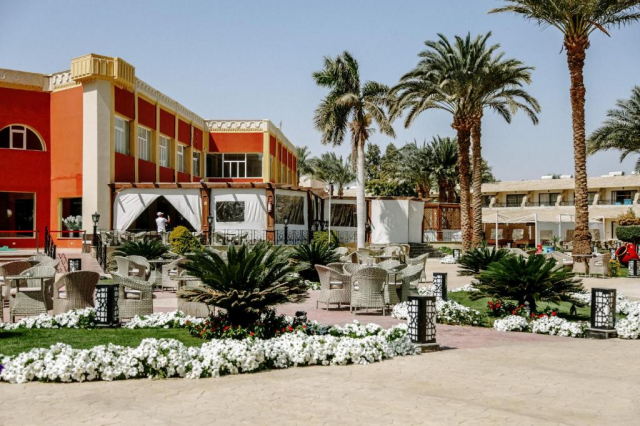 Sejur in Hurghada: 425 euro cazare 7 nopti cu All inclusive+ transport avion+ toate taxele 