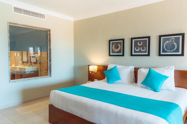 Sejur in Sharm El Sheikh: 660 euro cazare 7 nopti cu All inclusive+ transport avion+ toate taxele