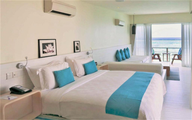 MALDIVE SUPER DEAL PLECARE IN 17.11.2025 HOTEL HOLIDAY INN RESORT  KANDOOMA  4* DEMIPENSIUNE