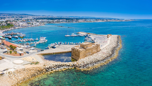 SEJUR PAPHOS - 5 NOPTI CU ZBOR DIN BUCURESTI ⁀જ✈︎