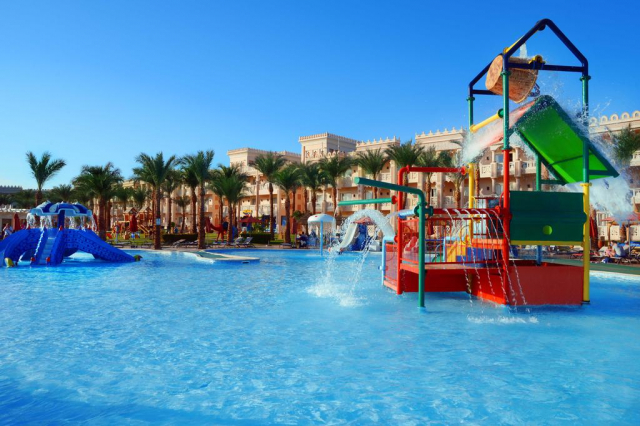 Sejur in Hurghada: 640 euro cazare 7 nopti cu All inclusive+ transport avion+ toate taxele 