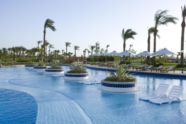 Sejur in Hurghada: 950 euro cazare 7 nopti cu All inclusive+ transport avion+ toate taxele 