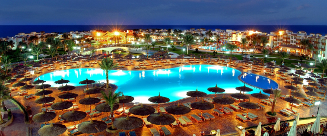 Sejur in Hurghada: 675 euro cazare 7 nopti cu All inclusive+ transport avion+ toate taxele 