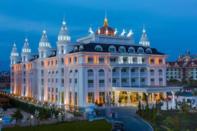 Craciun in Side 689 euro/ persoana plecare 24.12 din Bucuresti - Side Royal Palace Hotel, Ultra All Inclusive