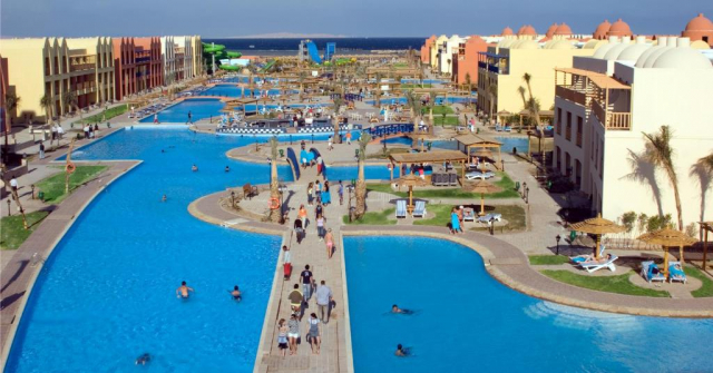 ULTIMELE LOCURI HURGHADA, AVION DIN TIMISOARA, LA HOTEL TITANIC BEACH 5*, LA TARIFUL DE 669 EURO/PERSOANA, UAI!