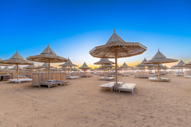 Craciun in Hurghada: 475 euro cazare 7 nopti cu All inclusive+ transport avion+ toate taxele 