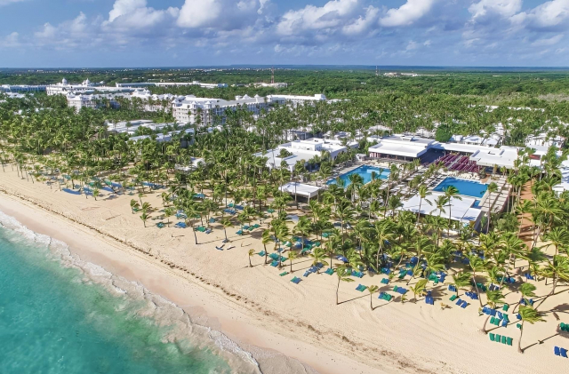 Sejur in Punta Cana: 1525 euro cazare 7 nopti cu All inclusive+ transport avion+ toate taxele