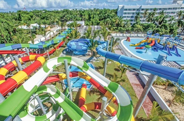 Sejur in Punta Cana: 1525 euro cazare 7 nopti cu All inclusive+ transport avion+ toate taxele