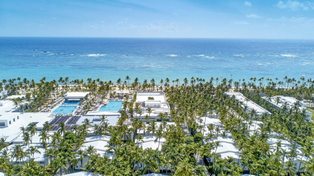 Sejur in Punta Cana: 1525 euro cazare 7 nopti cu All inclusive+ transport avion+ toate taxele