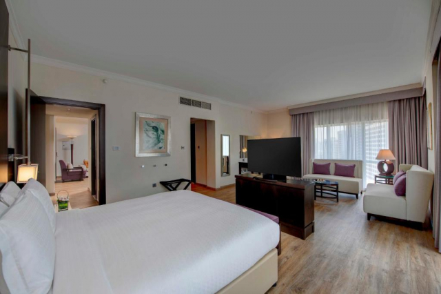 ULTIMELE LOCURI DUBAI, AVION DIN BUCURESTI, LA HOTEL MEDIA ROTANA 5*, LA TARIFUL DE 629 EURO/PERSOANA, MIC DEJUN!