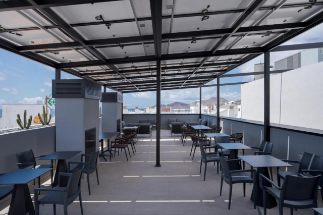 ULTRA LAST MINUTE INSULELE CANARE 4**** LIVVO LA ESCARLATA ZBOR DIRECT DIN OTOPENI CU TAXE INCLUSE