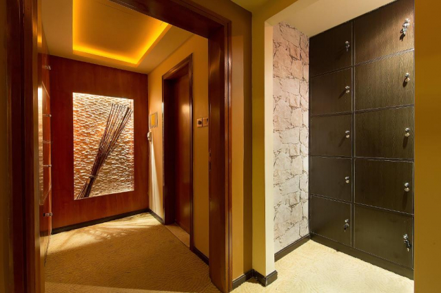 ULTRA LAST MINUTE LA DUBAI LOTUS GRAND  4****- 7 NOPTI ZBOR DIN OTOPENI CU TAXE INCLUSE