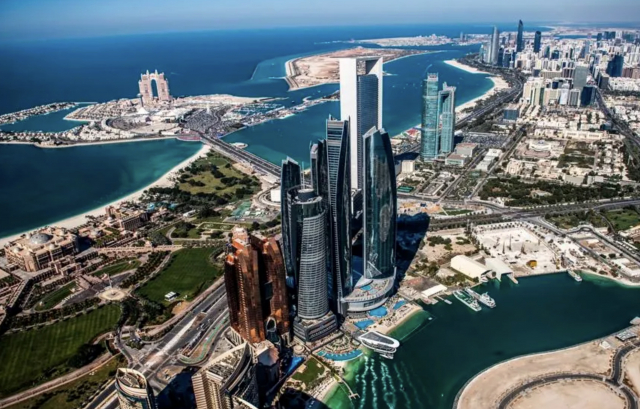 Senior Voyage Abu Dhabi Senior Voyage - Oaza Regala din Emirate 845 euro/pers plecare din Bucuresti 31.01