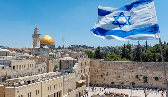 ISRAEL SI IORDANIA, AVION DIN BUCURESTI, LA HOTEL DE 4*, LA TARIFUL DE 980 EURO/PERSOANA, DEMIPENSIUNE!