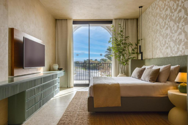 ULTIMELE LOCURI HURGHADA, AVION DIN CLUJ-NAPOCA, LA HOTEL DESERT ROSE 5*, LA TARIFUL DE 899 EURO/PERSOANA, AI!