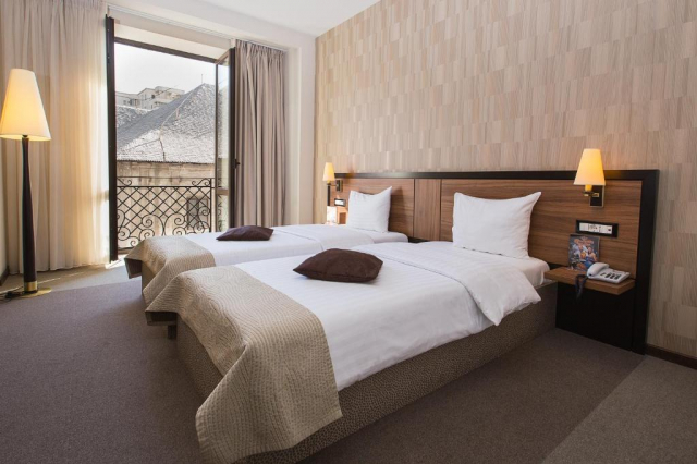 ULTIMELE LOCURI, HOTEL EUROPA ROYALE 4*, LA TARIFUL DE 450 EURO/PERSOANA, MIC DEJUN, LOC IN SINGLE!!