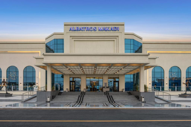 ULTIMELE LOCURI HURGHADA, AVION DIN BUCURESTI, LA HOTEL ALBATROS MAKADI 5*, LA TARIFUL DE 710 EURO/PERSOANA, AI!