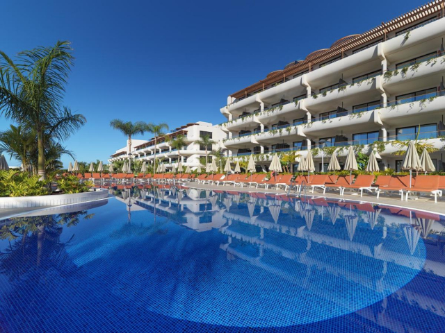 ULTRA LAST MINUTE TENERIFE 7 NOPTI CU DEMIPENSIUNE 5***** H10 ATLANTIC ZBOR DIRECT DIN OTOPENI CU TAXE INCLUSE