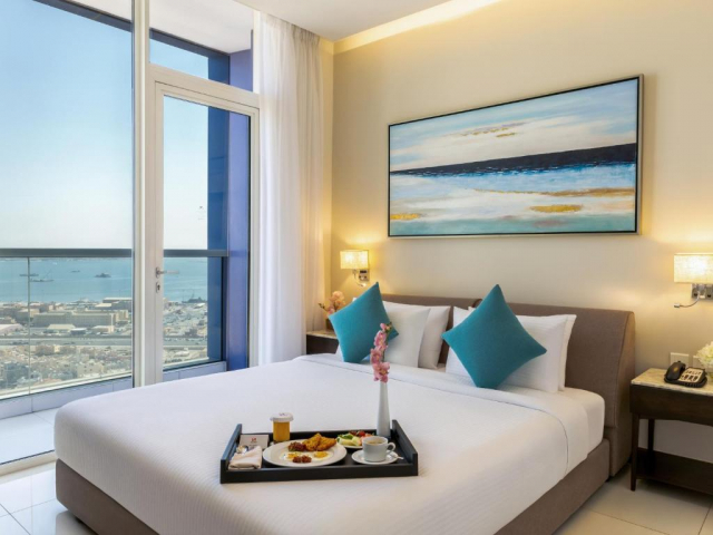 ULTIMELE LOCURI BAHRAIN, AVION DIN BUCURESTI, LA HOTEL SWISS BELSUITES ADMIRAL 4*, LA TARIFUL DE 619 EURO/PERSOANA, HB!