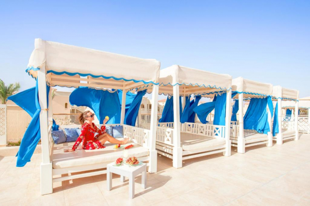 Craciun in Hurghada: 600 euro cazare 7 nopti cu All inclusive+ transport avion+ toate taxele 