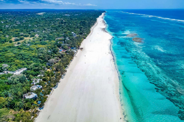 🌊☀️ ULTRA LAST MIUNTE - Safari Kenya si plaja Mombasa cu zbor din București