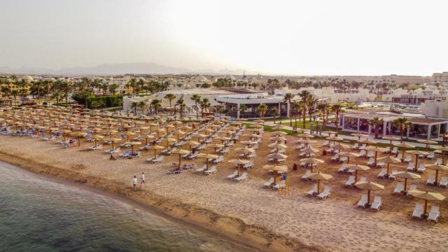 Craciun in Hurghada: 625 euro cazare 7 nopti cu Ultra All inclusive+ transport avion+ toate taxele 