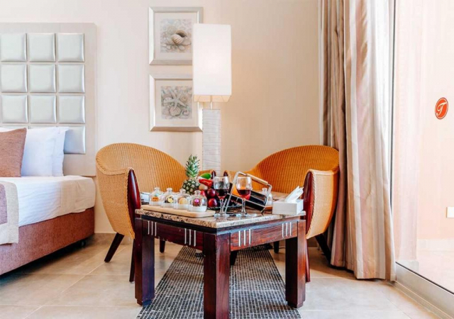 Sejur in Hurghada: 530 euro cazare 7 nopti cu Ultra All inclusive+ transport avion+ toate taxele 