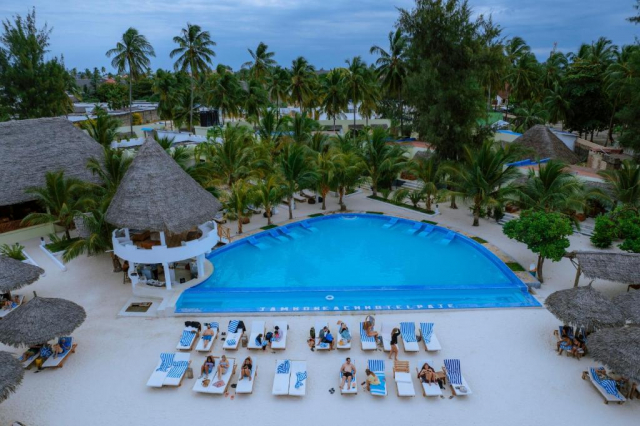 ZANZIBAR, AVION DIN BUCURESTI, LA HOTEL JAMBO RESORT BY MAMBO 4*, LA TARIFUL DE 1495 EURO/PERSOANA, PENSIUNE COMPLETA!