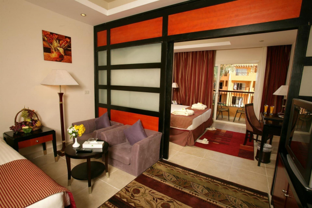 23.12 Craciun la caldura , Egipt , 345 € !!!, 8 zile , zbor direct din  Bucuresti taxe incluse