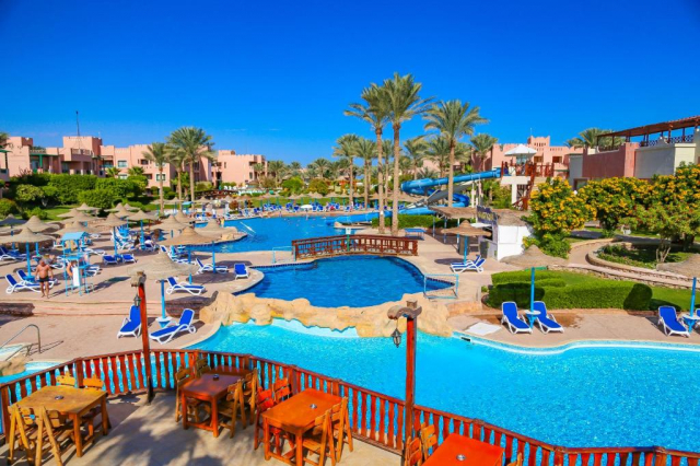 Revelion in Sharm El Sheikh: 615 euro cazare 8 nopti cu Ultra All inclusive+ transport avion+ toate taxele