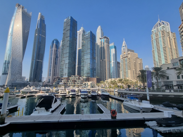 09.01 Zbor Bucuresti, Dubai, Zain International Hotel, 489 euro/pers/ 7 nopti mic dejun/taxe aeroport incluse+transfer