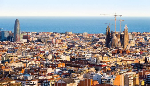BARCELONA SI COSTA BRAVA, SENIOR VOYAGE, AVION DIN BUCURESTI, LA HOTEL DE 4*, LA TARIFUL DE 669 EURO/PERS, DEMIPENSIUNE!