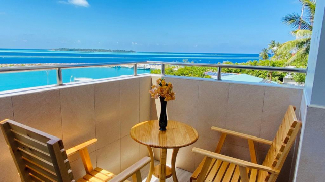 ULTRA LAST MINUTE PE PLAJA IN MALDIVE LA 4**** ALIMAS HOLIDAY RETREAT DEMIPENSIUNE  ZBOR DIRECT DIN OTOPENI CU TAXE INCLUSE