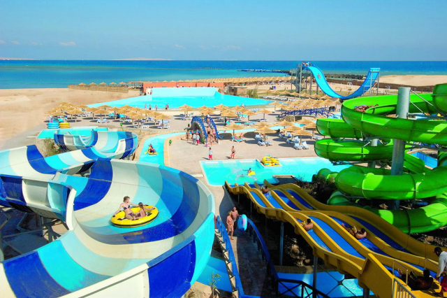 Sejur in Hurghada: 385 euro cazare 7 nopti cu Ultra All inclusive+ transport avion+ toate taxele 