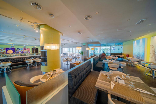 Oferta Last Minute Emiratele Arabe Unite-Abu Dhabi,sejur 7 nopti plecare din Bucuresti(CA)