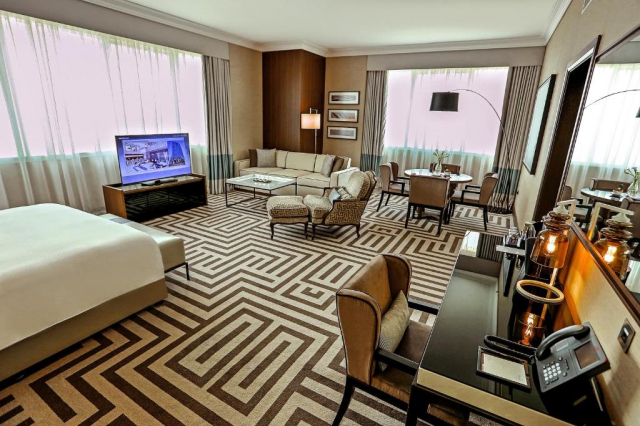 Oferta Last Minute Emiratele Arabe Unite-Abu Dhabi,sejur 7 nopti plecare din Bucuresti(CA)