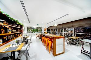 Oferta Last Minute Emiratele Arabe Unite-Ras Al Khaimah ,sejur 7 nopti plecare din Bucuresti(CA)