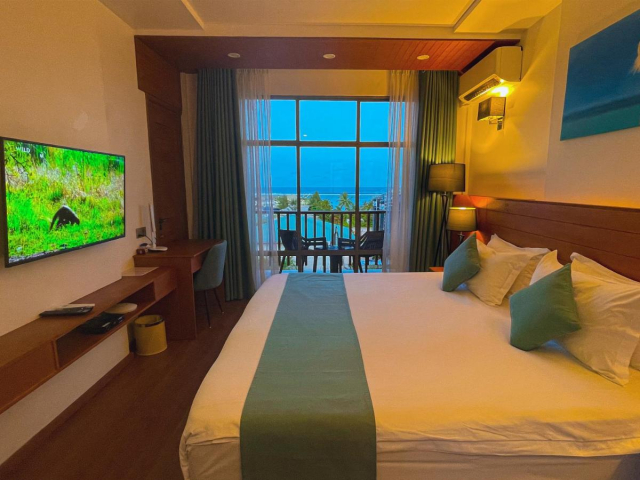 ULTRA LAST MINUTE MALDIVE 4**** ARAAMU HOLIDAYS  ZBOR DIRECT DIN OTOPENI CU TAXE INCLUSE SI TRANSFER INCLUS