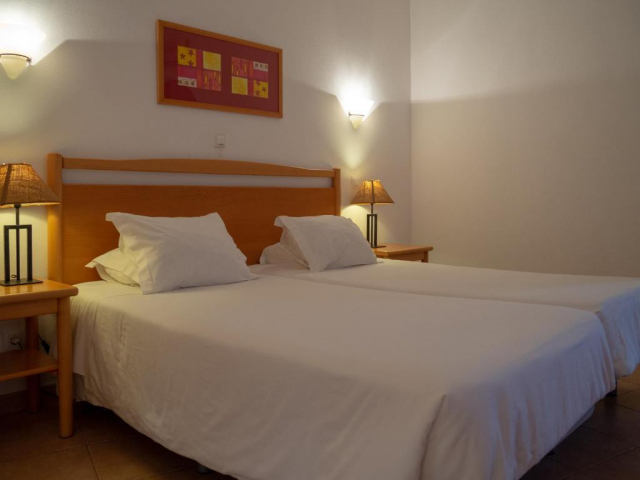 Oferta Last Minute Portugalia-Faro,sejur 7 nopti cu plecare din Bucuresti(CA)