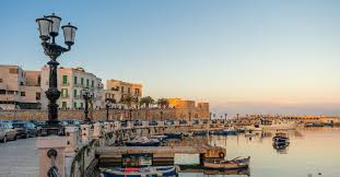 Weekend in Bari la doar 189 euro,avion din Bucuresti!!!Doar 4 locuri disponibile