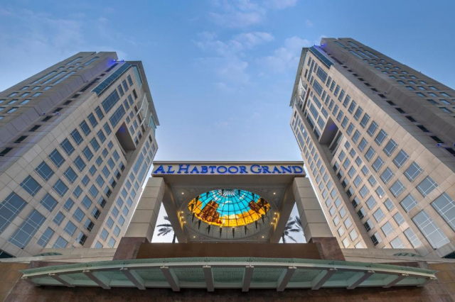 ULTRA LAST MINUTE LA DUBAI PE PLAJA 5***** HABTOOR ZBOR DIN CLUJ NAPOCA CU TAXE INCLUSE