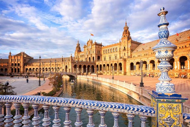 Descopera SEVILLA intr-un city break de la doar 388 euro/pers. Zbor din Bucuresti!