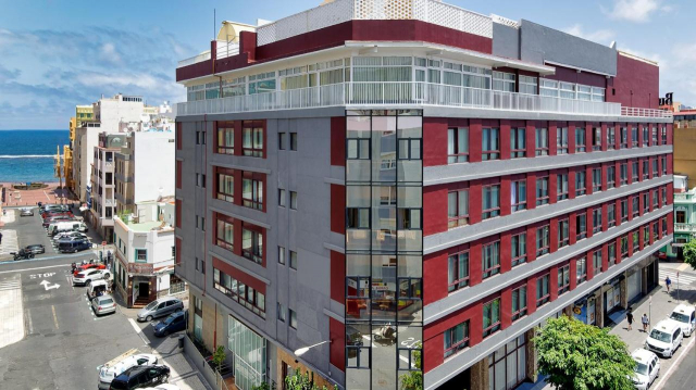 ULTRA LAST MINUTE INSULELE CANARE BULL ASTORIA   ZBOR DIRECT DIN OTOPENI CU TAXE INCLUSE