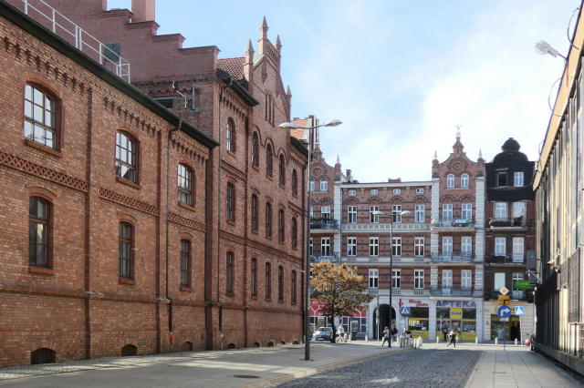  City Break Katowice + Intrare Gratis la Pub Crawl si 1hr Bere Nelimitata cu plecare din Brasov, 4 nopti (CP)