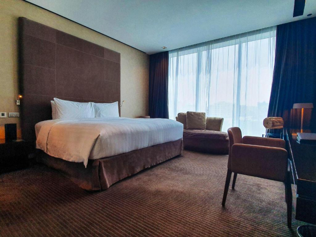 ULTRA LAST MINUTE IN EMIRATE 7 NOPTI CAZARE CANVAS 5***** ZBOR CHARTER DIN OTOPENI CU TAXE INCLUSE